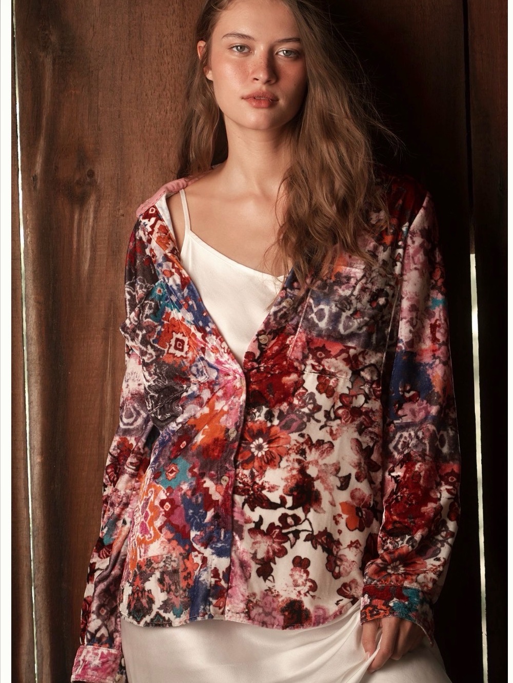 THE HADLEY VELVET RELAXED BUTTONDOWN SHIRT BY PILCRO